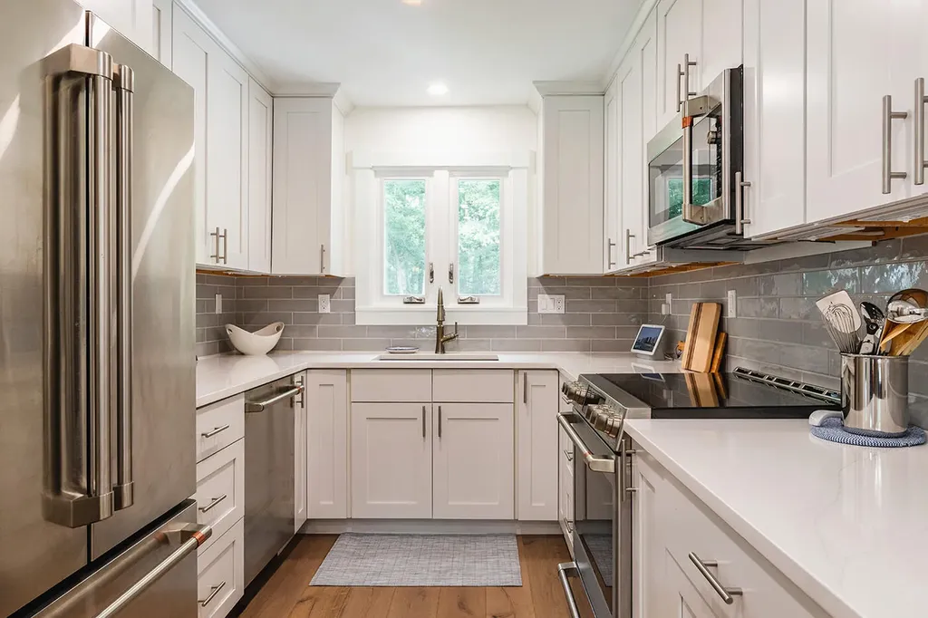 80 Camden Street Rockport ME 04856