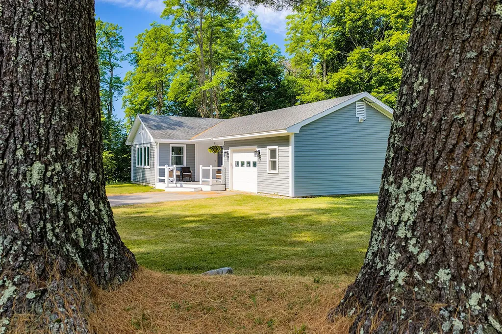 80 Camden Street Rockport ME 04856
