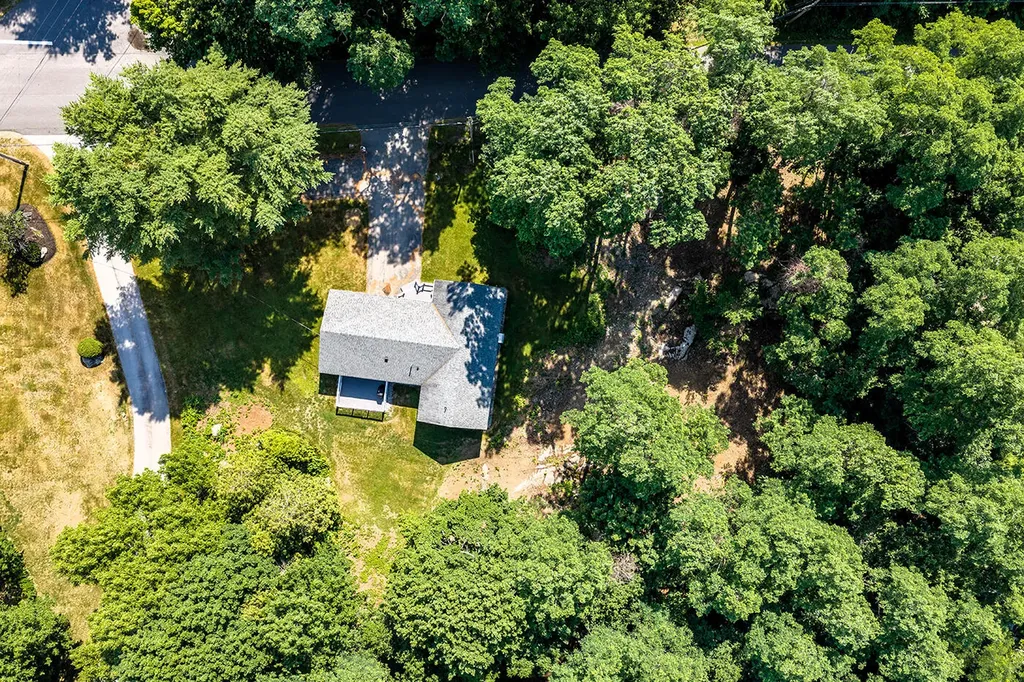 80 Camden Street Rockport ME 04856