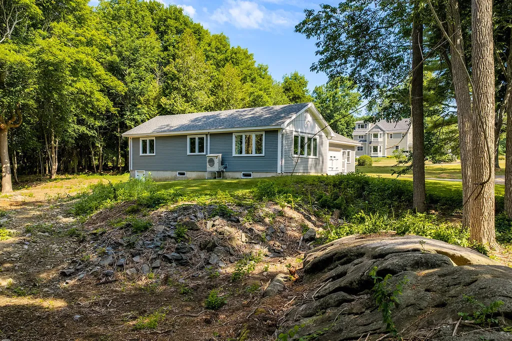 80 Camden Street Rockport ME 04856