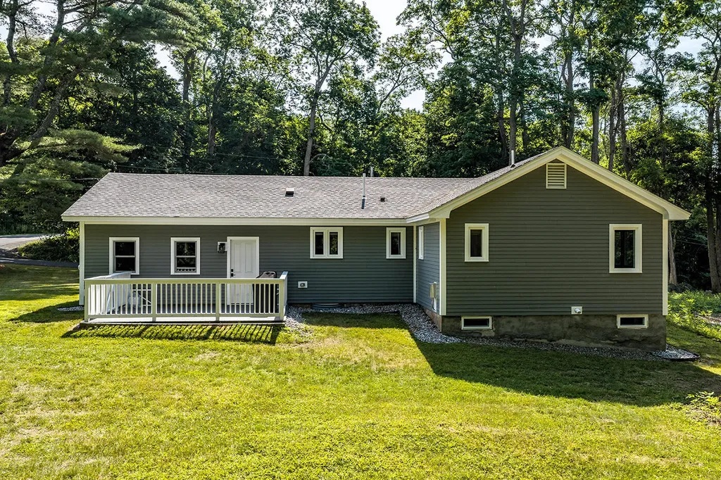80 Camden Street Rockport ME 04856