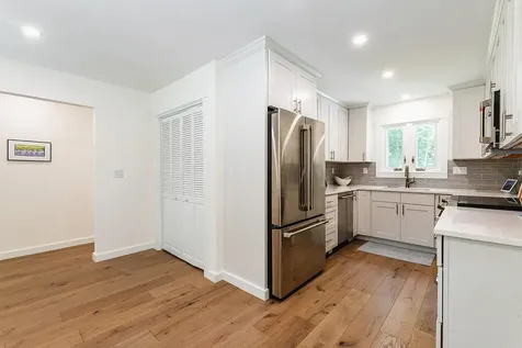 80 Camden Street Rockport ME 04856