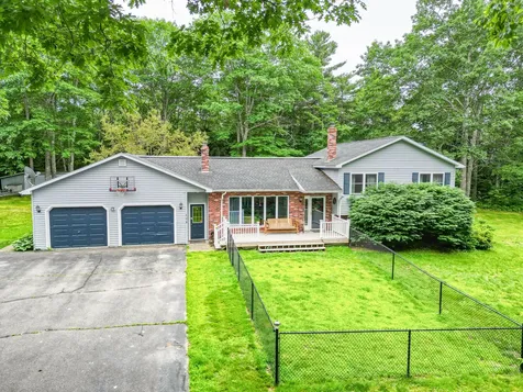 118 Bradford Lane China ME 04358