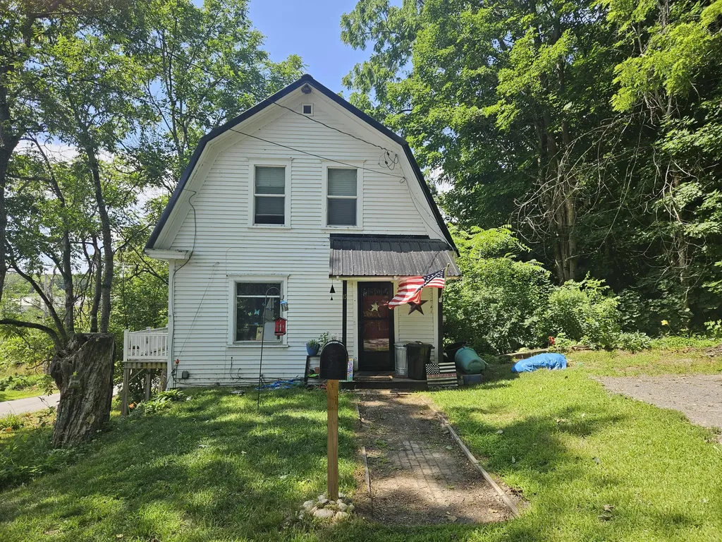 15 Water Street Milo ME 04463