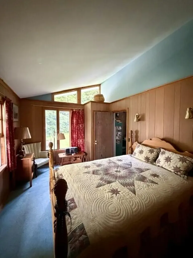 84 Heron Cove Oakland ME 04963