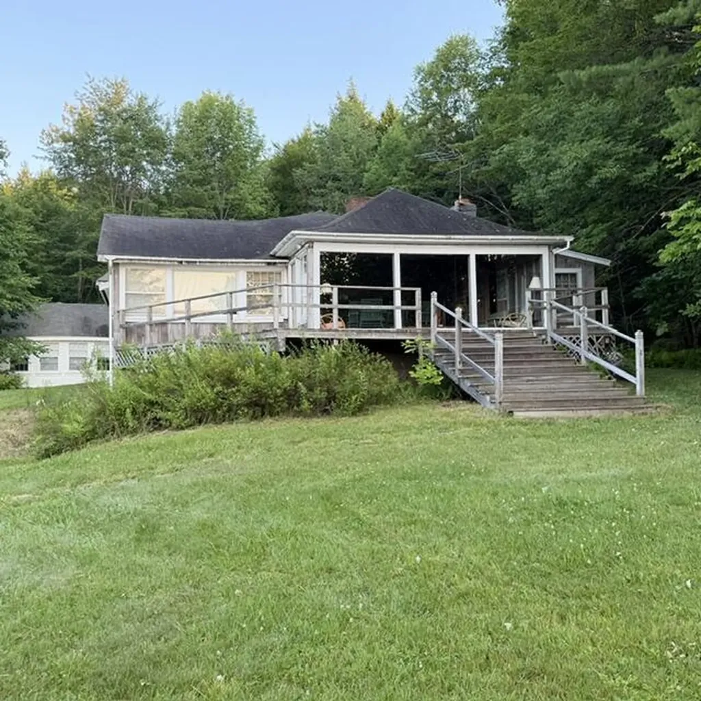 84 Heron Cove Oakland ME 04963