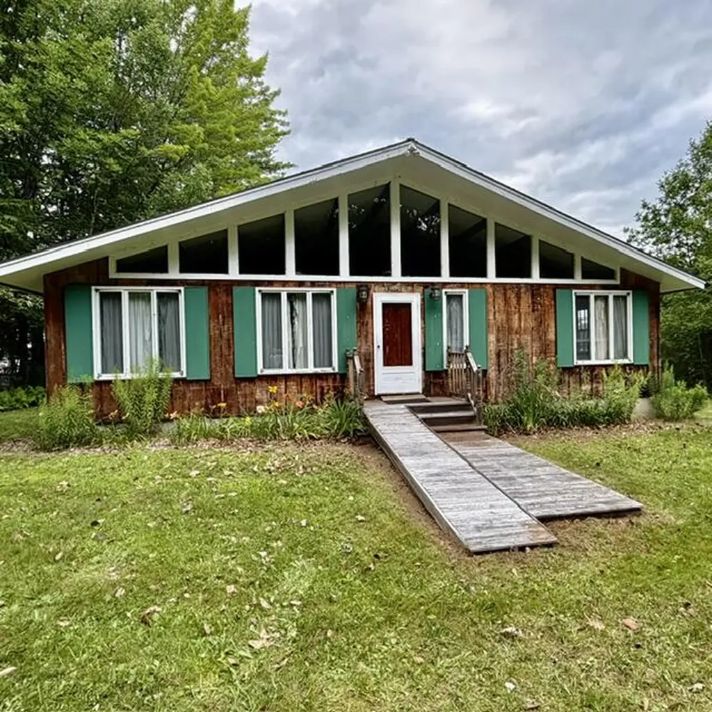 84 Heron Cove Oakland ME 04963