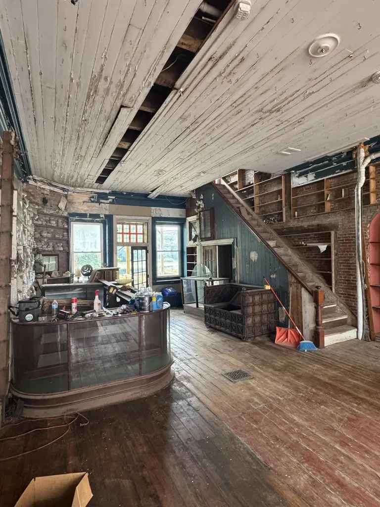 152-154 Water Street Hallowell ME 04347