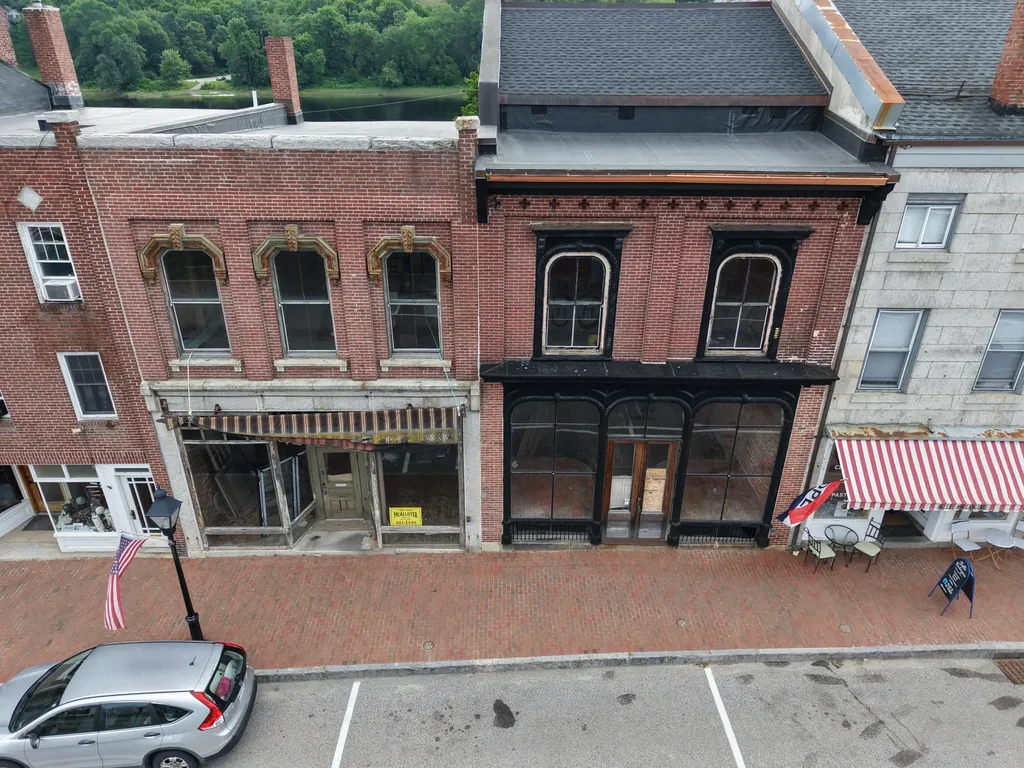 152-154 Water Street Hallowell ME 04347