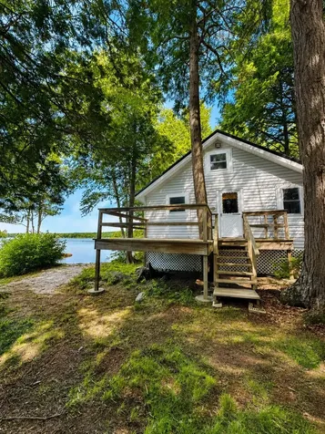 958 Old Ferry Road Hartland ME 04943