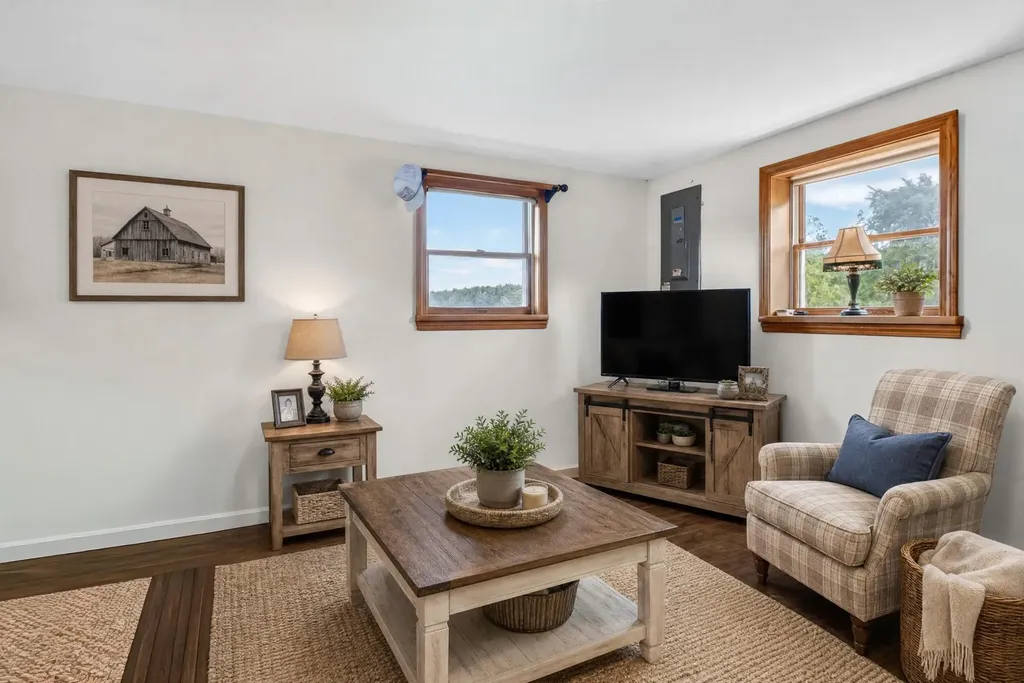 83 Kennebec Road Machias ME 04654
