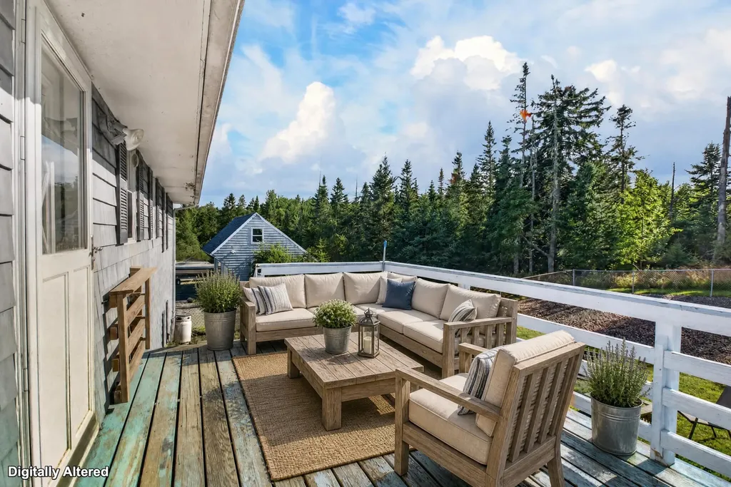 83 Kennebec Road Machias ME 04654