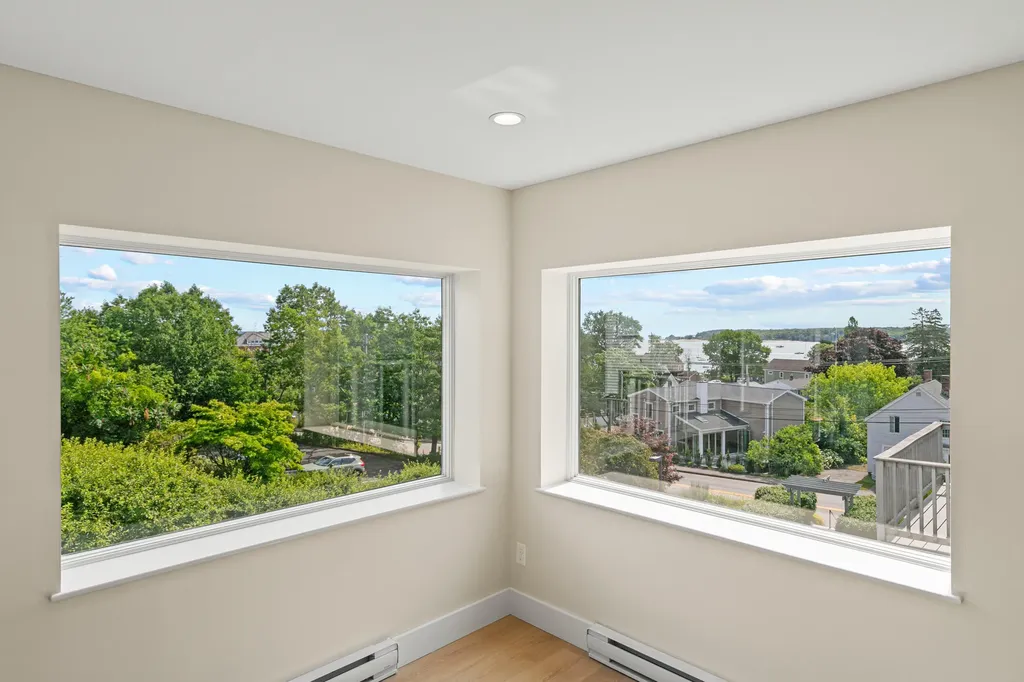 149 Fort Road South Portland ME 04106