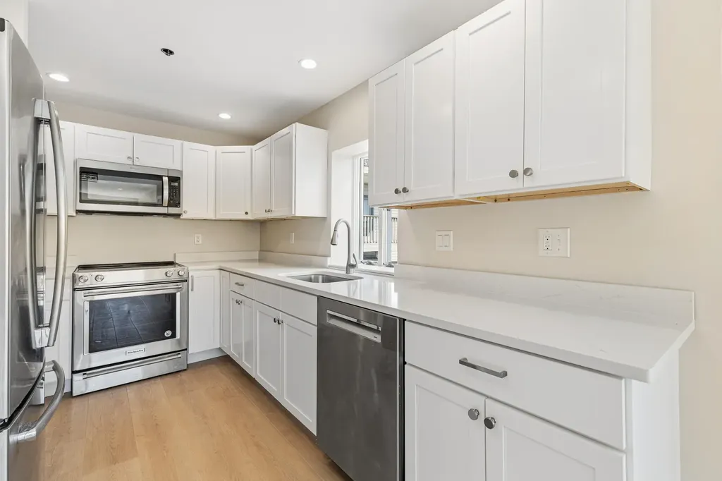 149 Fort Road South Portland ME 04106