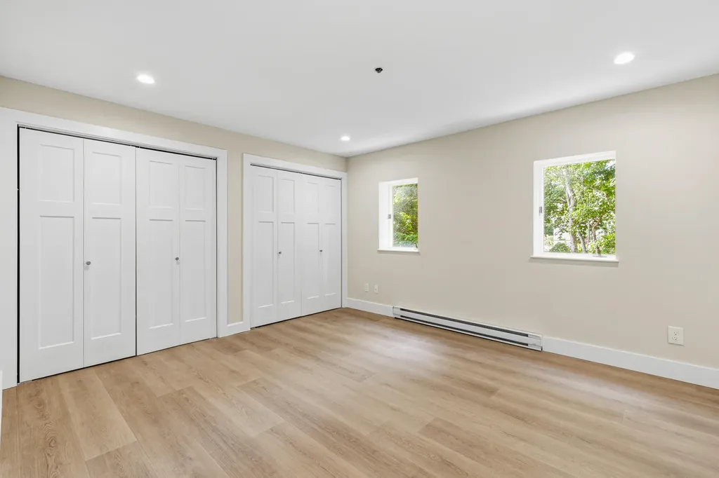 149 Fort Road South Portland ME 04106