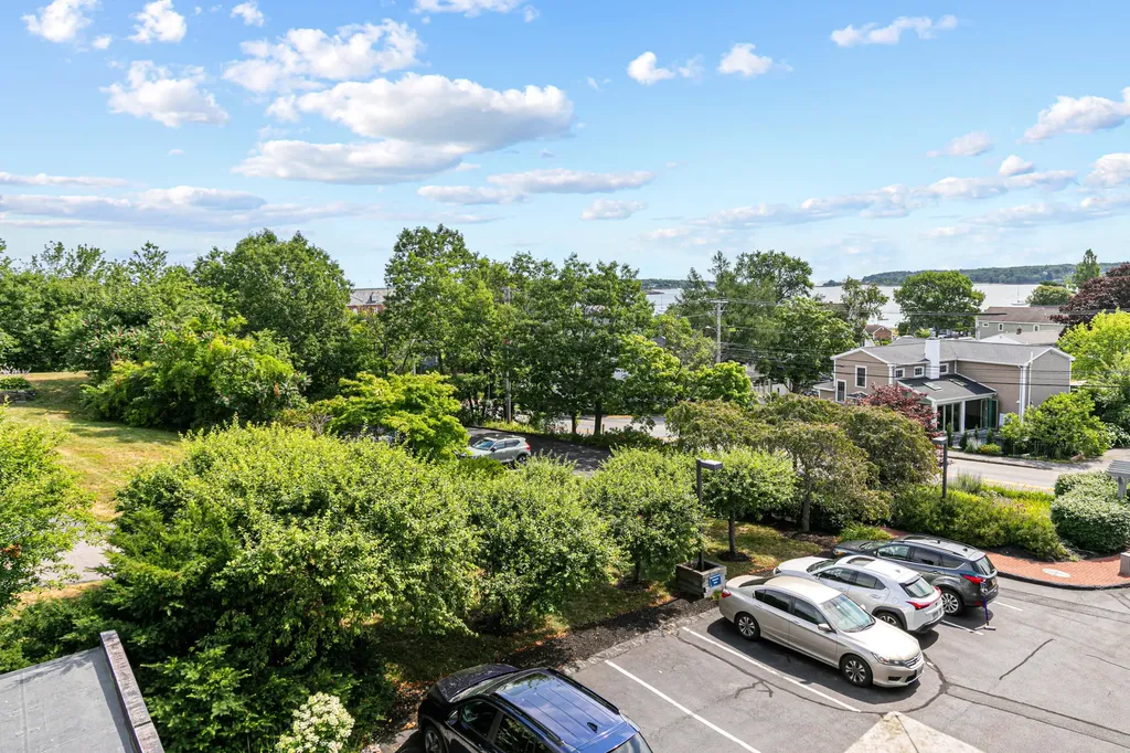 149 Fort Road South Portland ME 04106