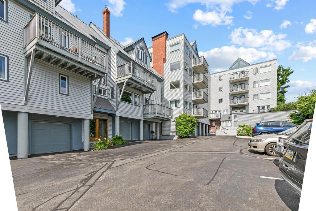 149 Fort Road South Portland ME 04106