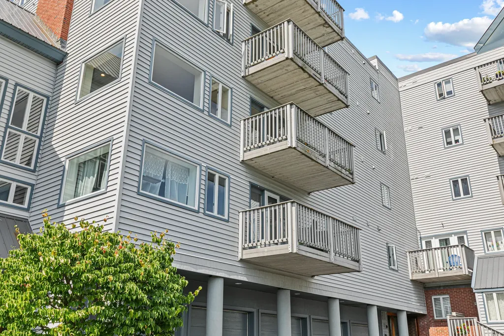 149 Fort Road South Portland ME 04106