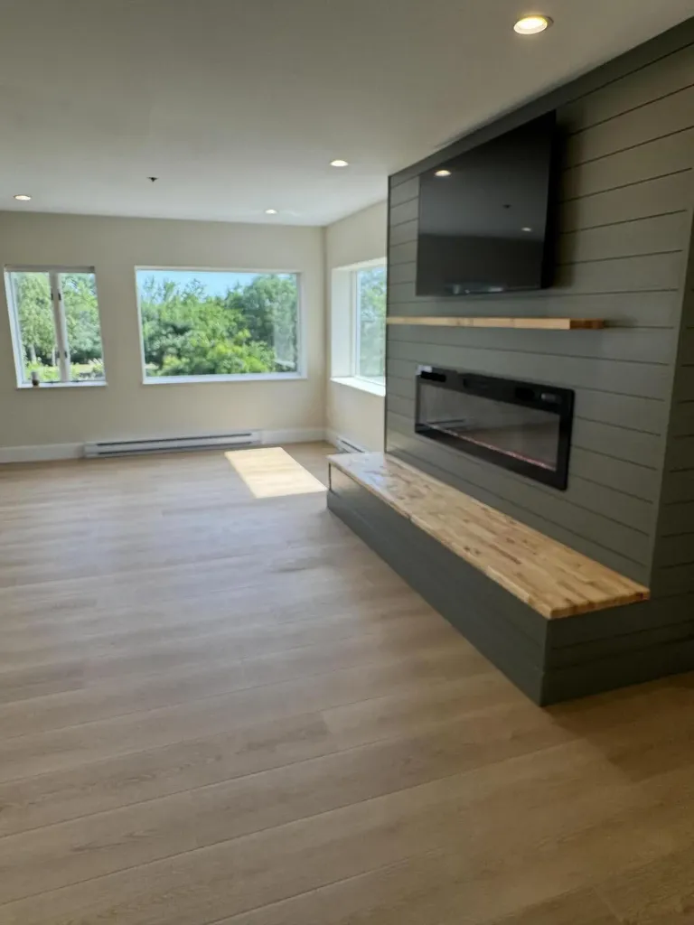 149 Fort Road South Portland ME 04106