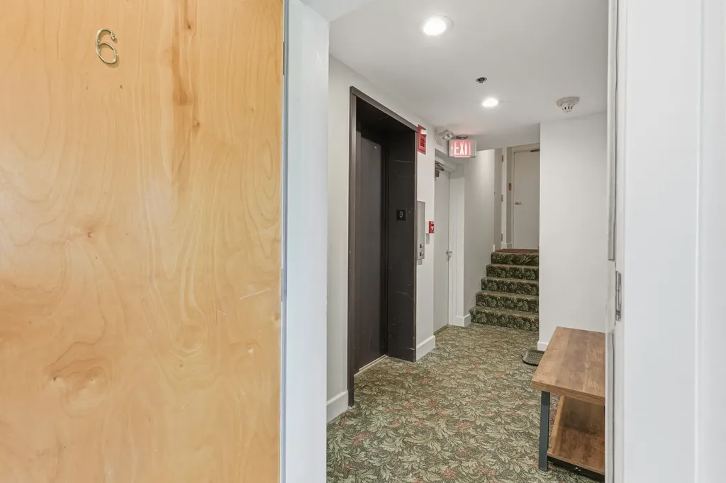 149 Fort Road South Portland ME 04106