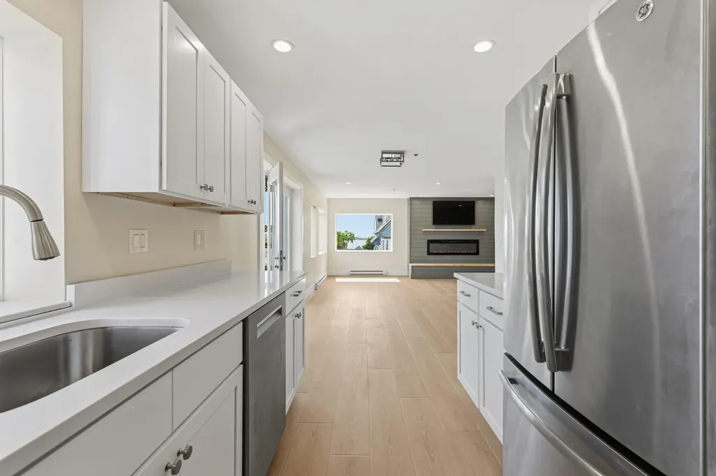 149 Fort Road South Portland ME 04106