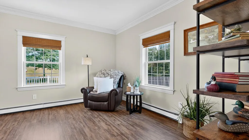16 Apple Lane Gorham ME 04038