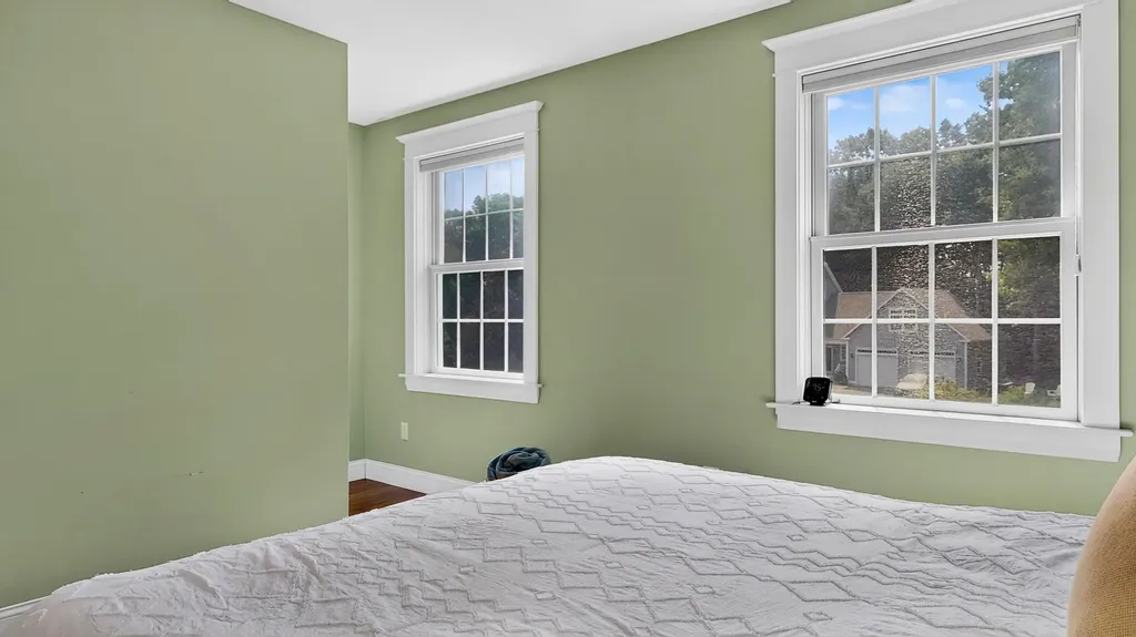 16 Apple Lane Gorham ME 04038