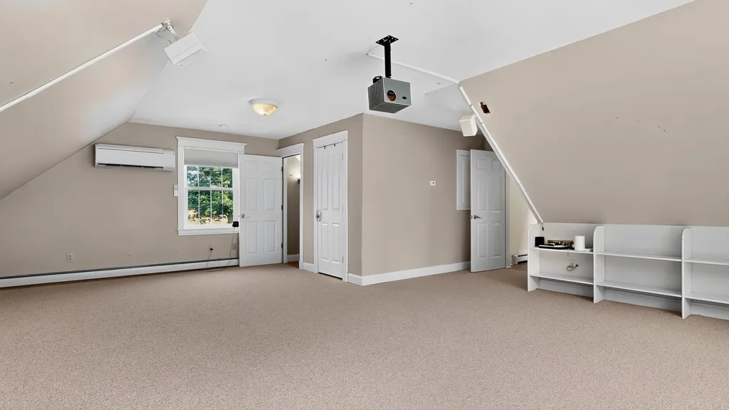 16 Apple Lane Gorham ME 04038