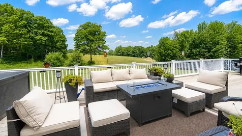 16 Apple Lane Gorham ME 04038