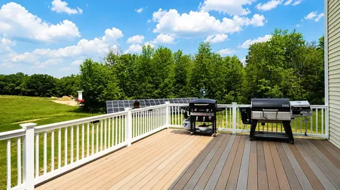 16 Apple Lane Gorham ME 04038