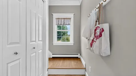 16 Apple Lane Gorham ME 04038