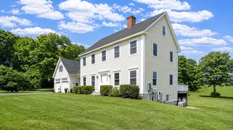 16 Apple Lane Gorham ME 04038