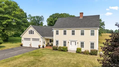 16 Apple Lane Gorham ME 04038