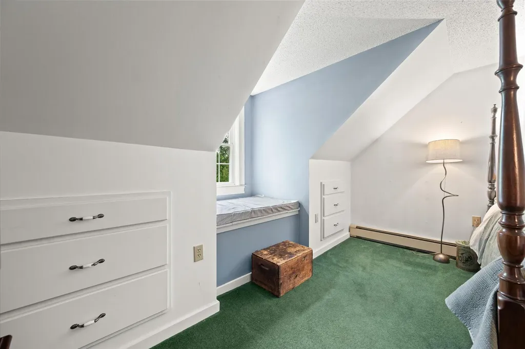 509 Wiswell Road Holden ME 04429