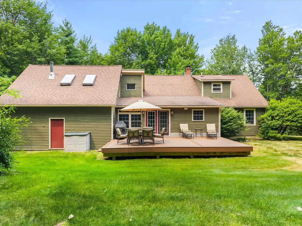 509 Wiswell Road Holden ME 04429