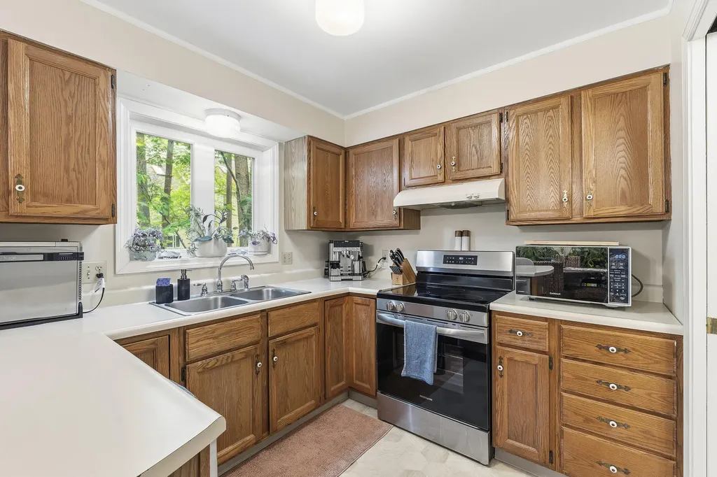 62 Pine Hill Drive Bath ME 04530