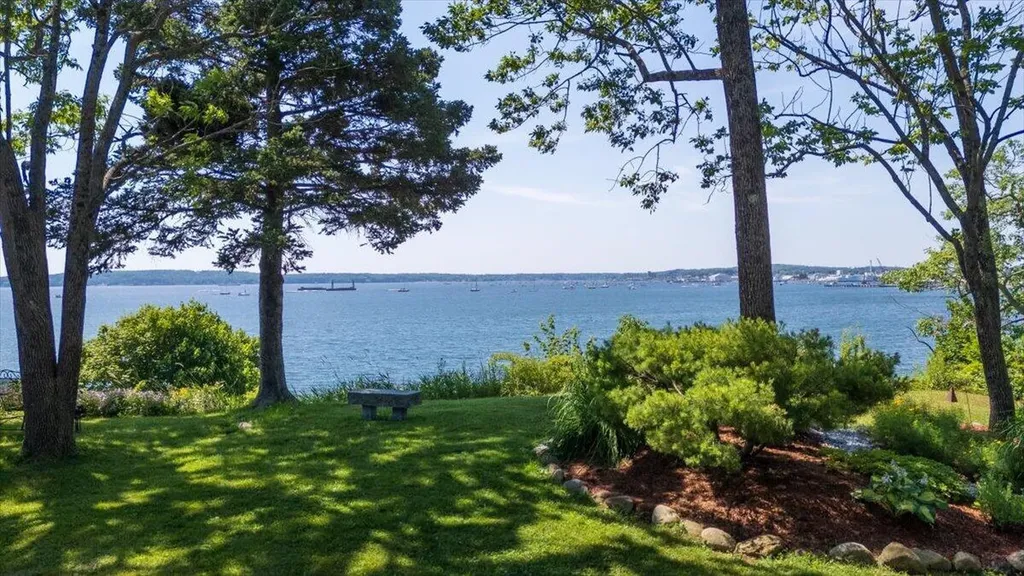 3 Harbor Lane Rockland ME 04841