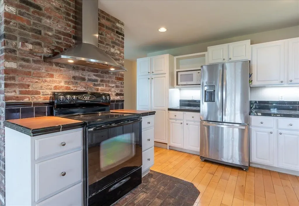 3 Harbor Lane Rockland ME 04841
