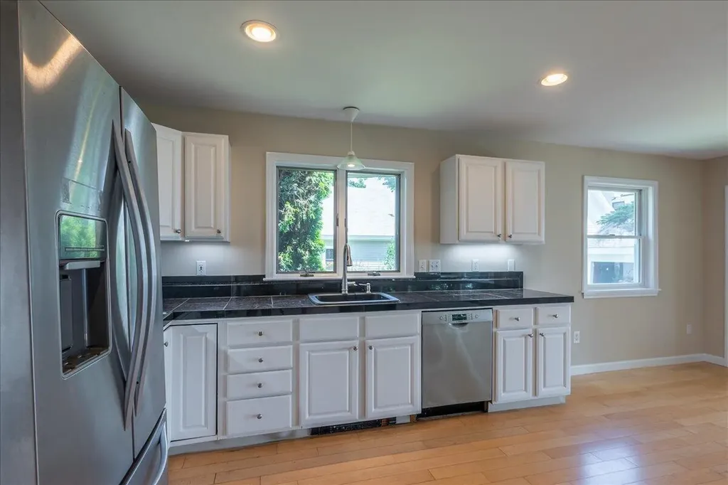 3 Harbor Lane Rockland ME 04841