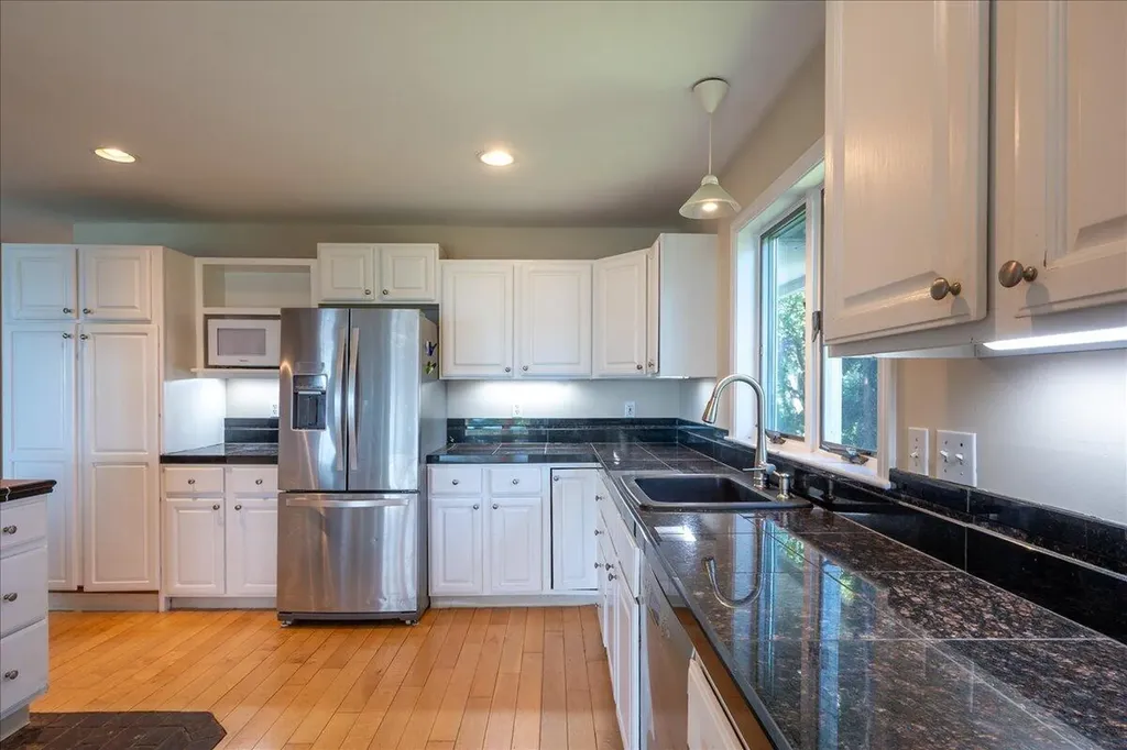 3 Harbor Lane Rockland ME 04841