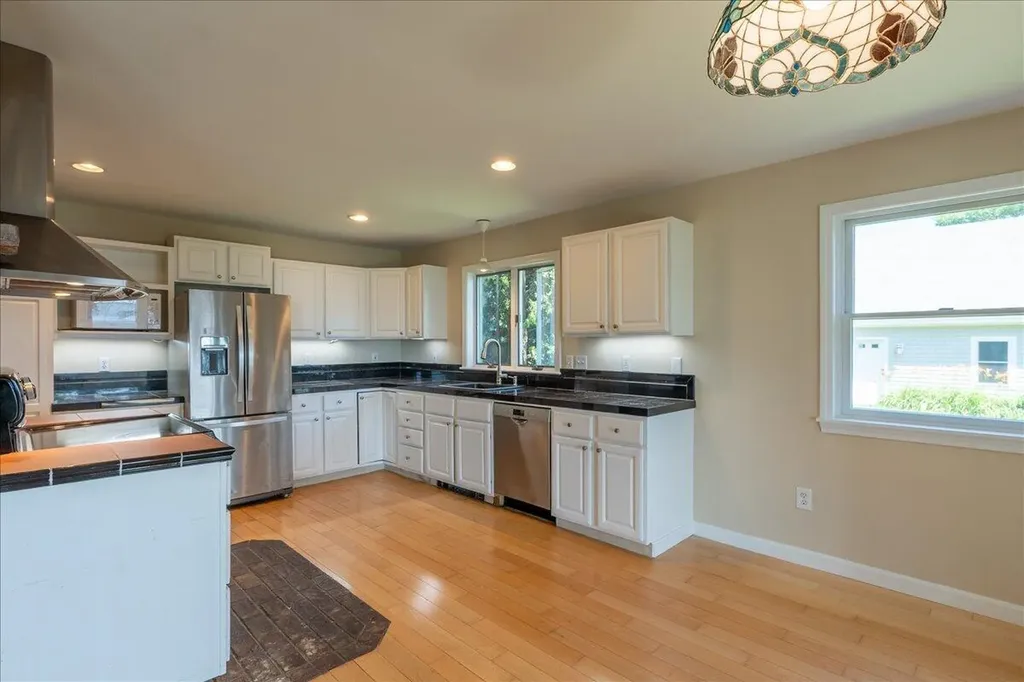 3 Harbor Lane Rockland ME 04841