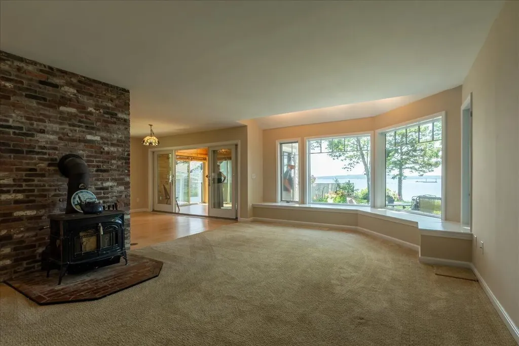 3 Harbor Lane Rockland ME 04841