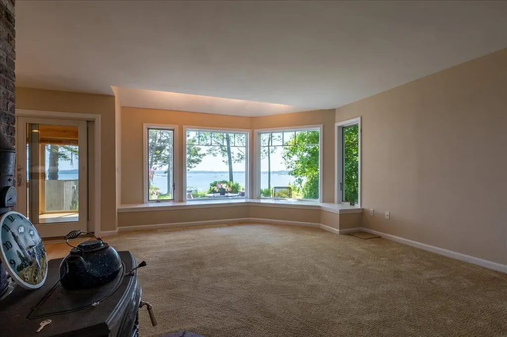 3 Harbor Lane Rockland ME 04841
