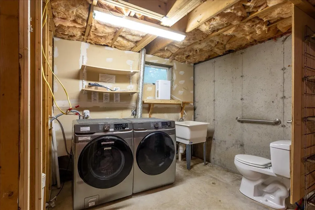 3 Harbor Lane Rockland ME 04841