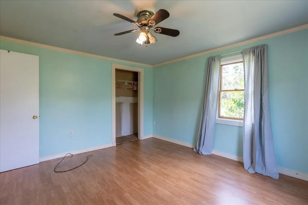 689 West Street Rockport ME 04856