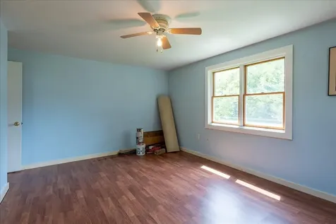 689 West Street Rockport ME 04856