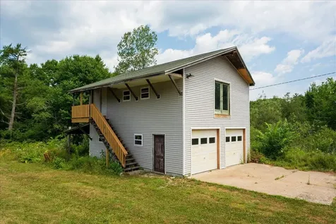 689 West Street Rockport ME 04856