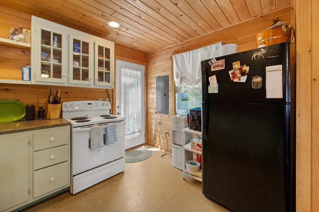23 Sweet Fern Way Orland ME 04472