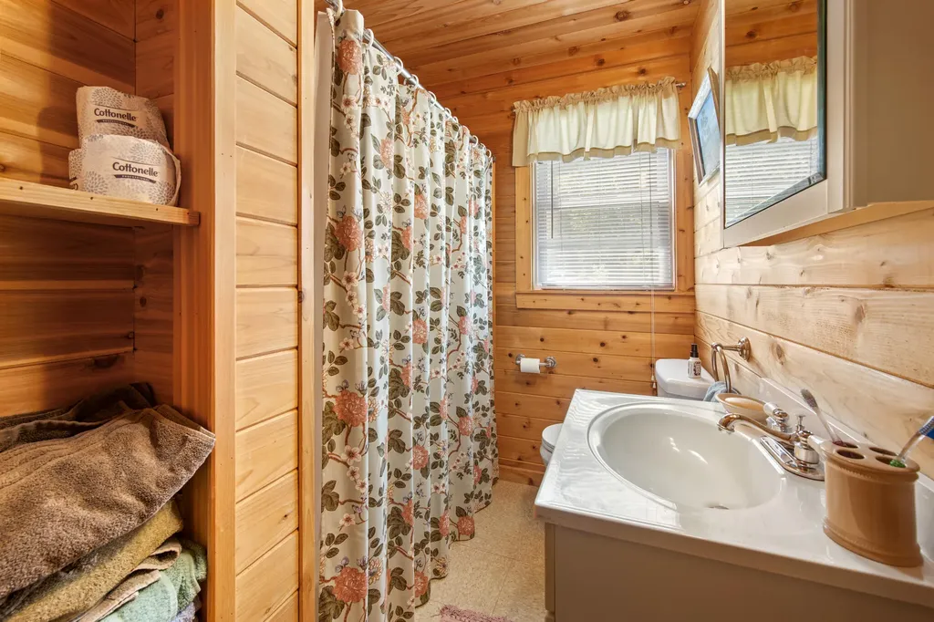 23 Sweet Fern Way Orland ME 04472