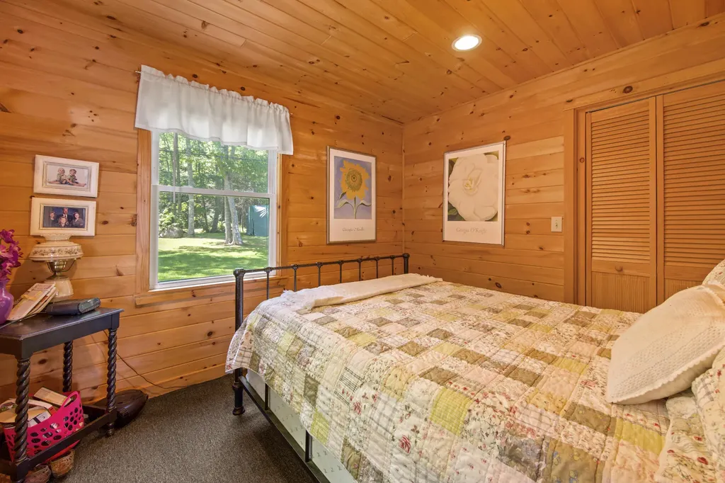 23 Sweet Fern Way Orland ME 04472